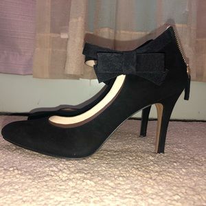 all black heels